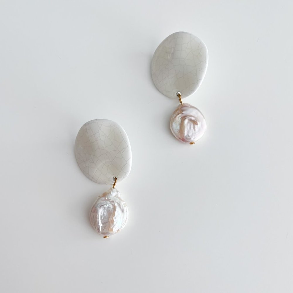 J. Crew Freshwater Pearl Disc Drop Earrings - Picture 2 of 4